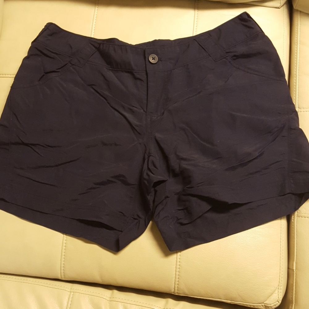 Columbia shorts